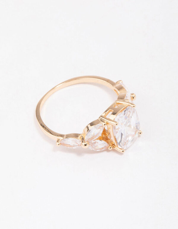 Elegant Floral  Ring